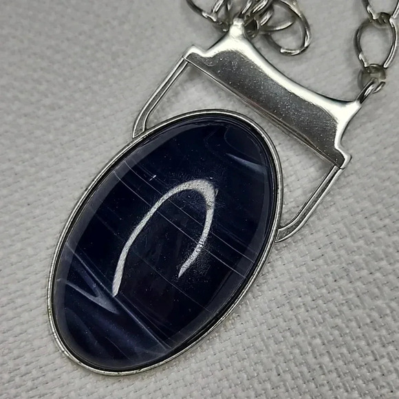 Lia Sophia Silver Chain Deep Purple Long Pendant Necklace - Picture 2 of 12